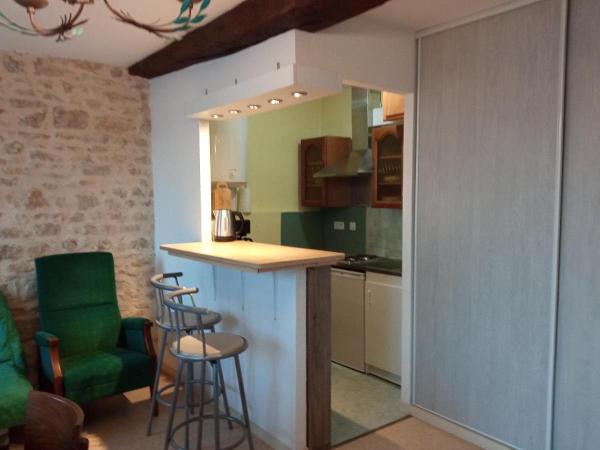 Appartement Centre Petite Ville Poitou Gencay Ngoại thất bức ảnh